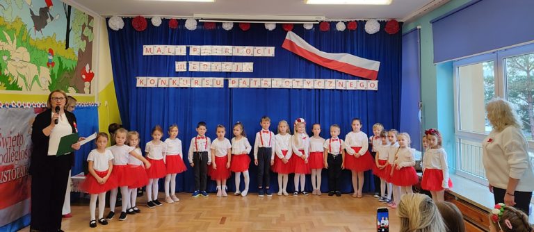 ,,Mali patrioci’’-       III edycja  konkursu  piosenki  patriotycznej zorganizowanej przez  Przedszkole nr 3 w Stalowej Woli.  