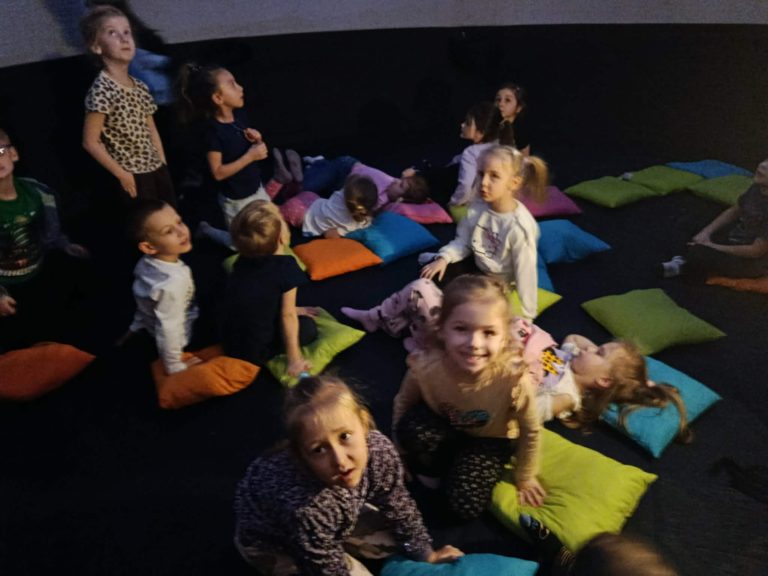 mobilne planetarium w naszym przedszkolu