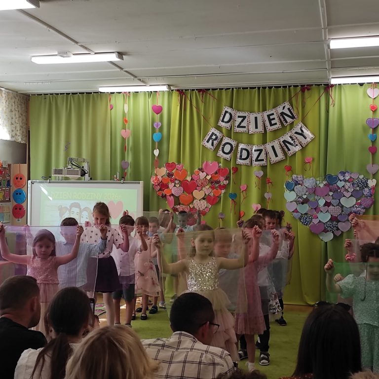 Dzień Mamy i Taty w Grupie „Zajączki”